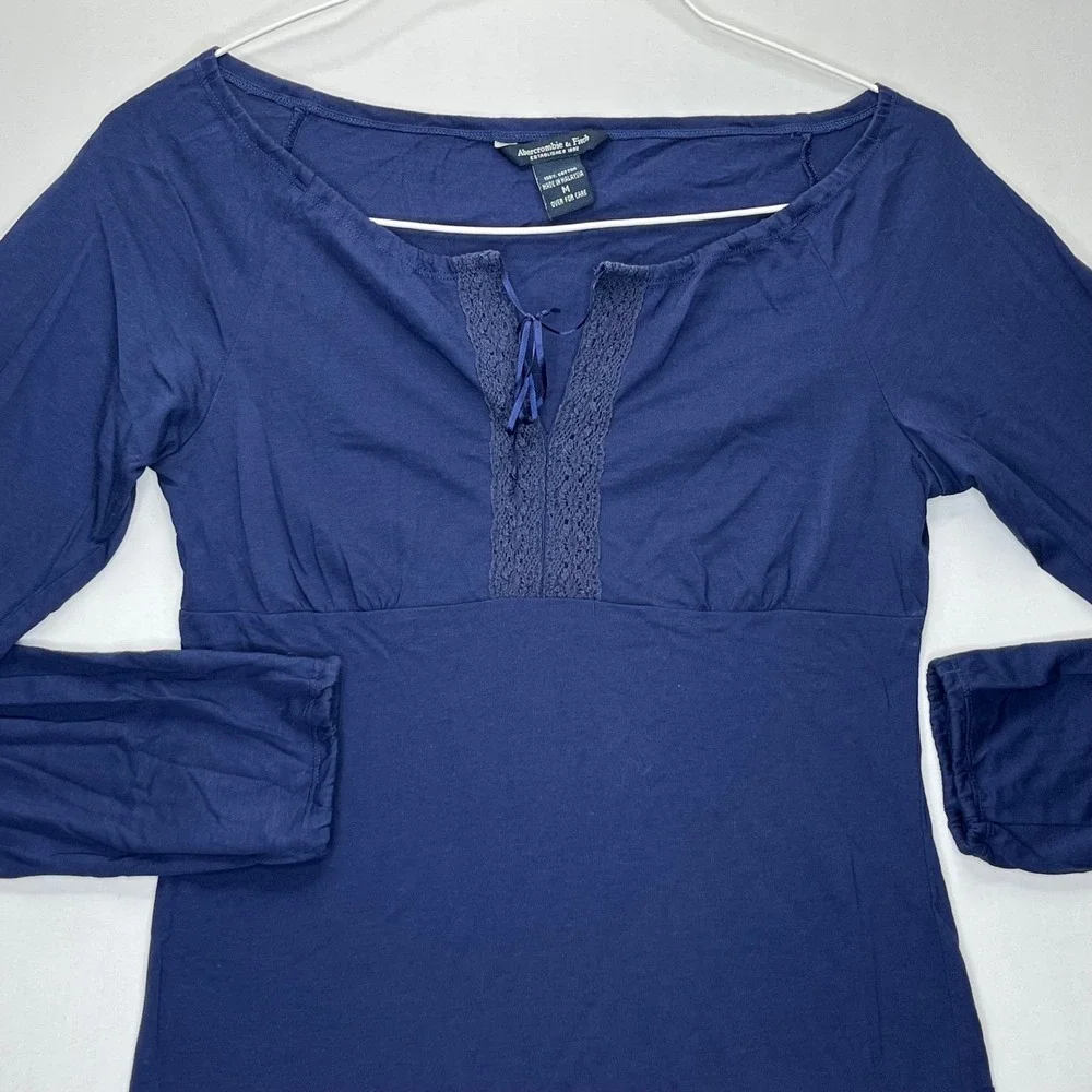 Abercrombie & Fitch Top Womens Medium Blue Cotton Crochet Lace Long Sleeve Y2K